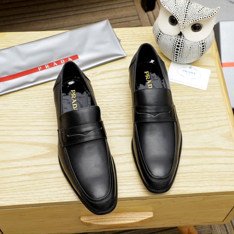 Pra*a leather shoes